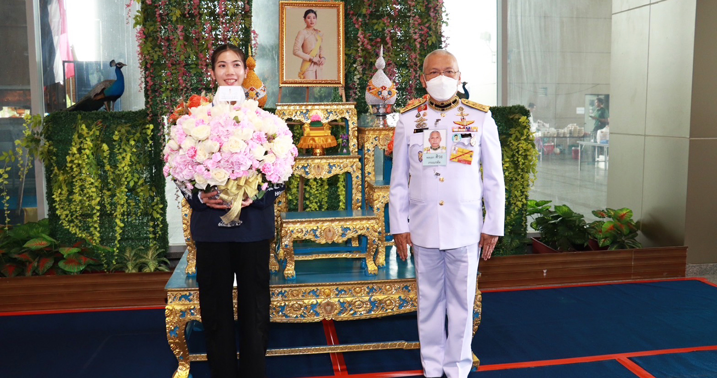 "เจ้าฟ้าสิริวัณณวรี" พระราชทานดอกไม้ร่วมยินดี "พาณิภัค" คว้าทองโอลิมปิก